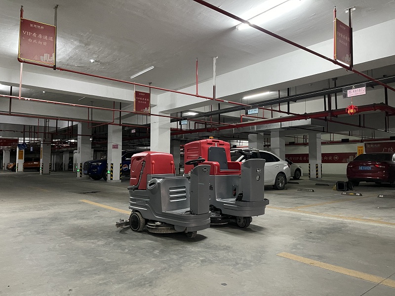 工業園區常用洗地機類型